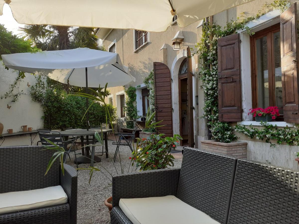Residenza La Dimora Imperfetta Hotell Salionze Eksteriør bilde